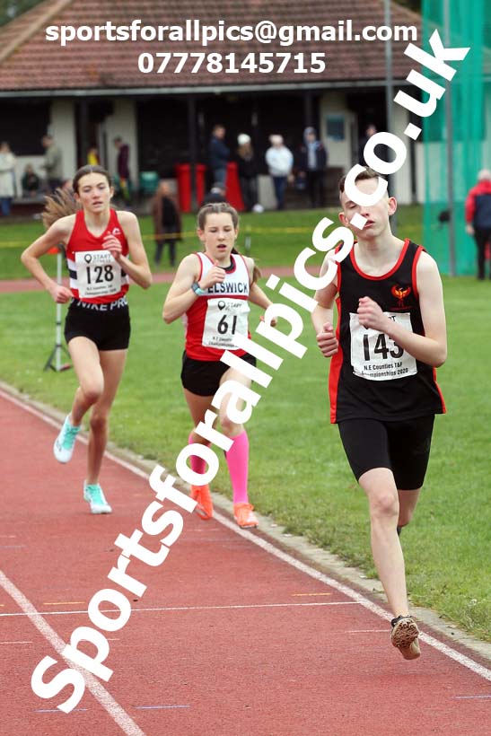 800 metres, NECAA Open Meeting, Morpeth, Sunday, October 18th. David T. Hewitson/Sports for All Pics